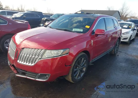 2010 Lincoln Mkt Ecoboost z USA, uszkodzony, nr VIN 2LMHJ5AT8ABJ27956